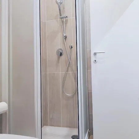 Bellabo Galliera بولونيا